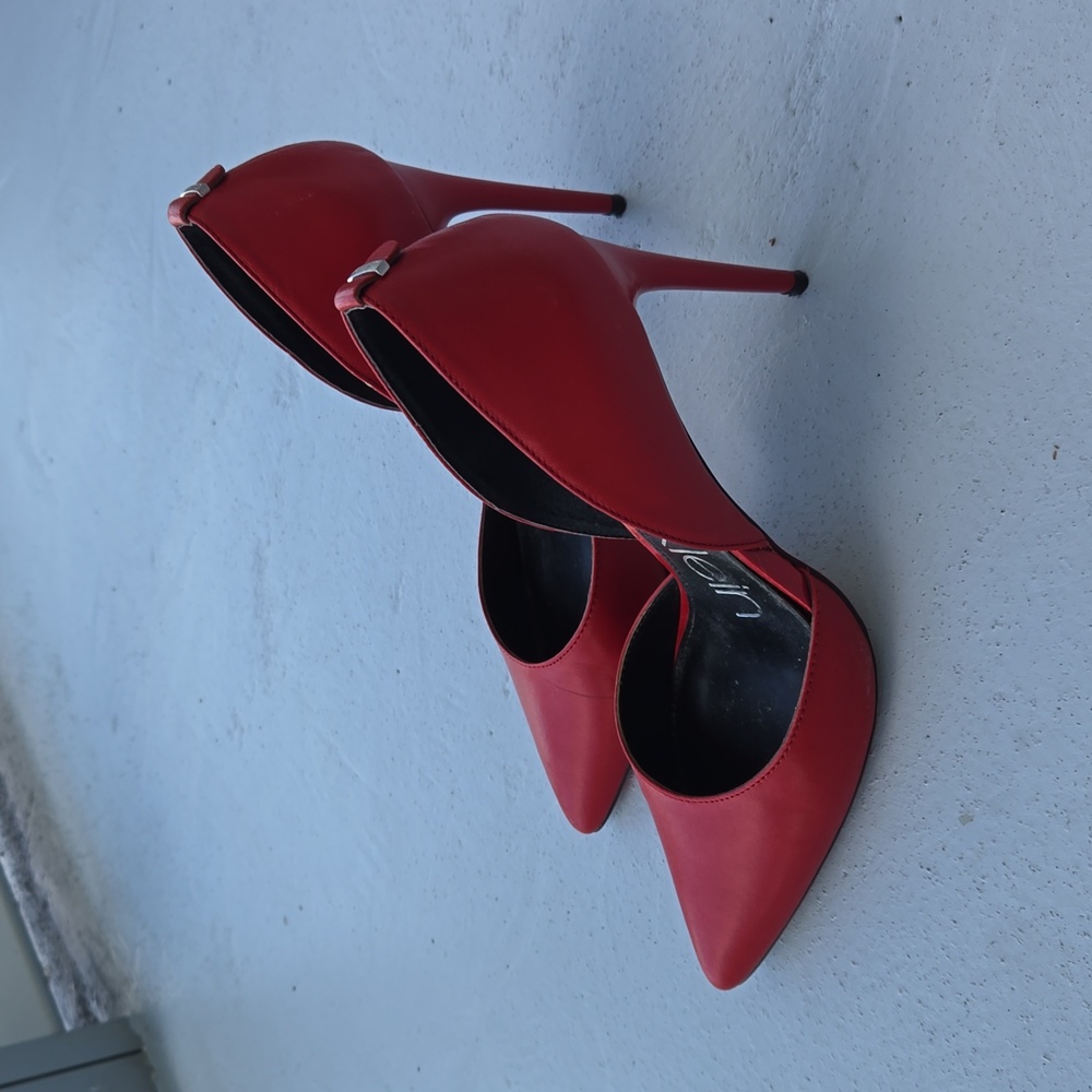 Calvin Klein size 8 - Picture 2 of 4